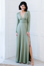 Load image into Gallery viewer, Dress Day Upper Class Long Sleeve Maxi Dress
